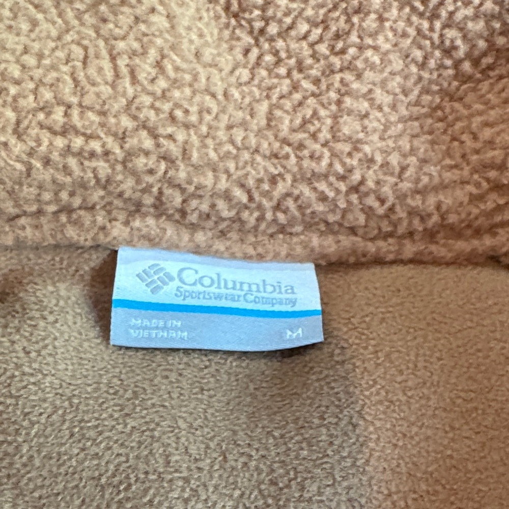 Columbia Warm Tan Fleece Outerwear women’s medium